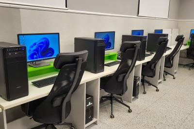 Pracownia Sieci Komputerowych 10