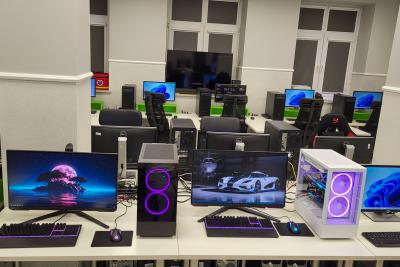 Pracownia Sieci Komputerowych 1