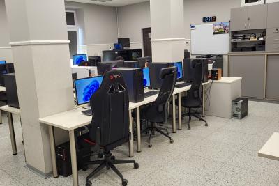 Pracownia Sieci Komputerowych 7