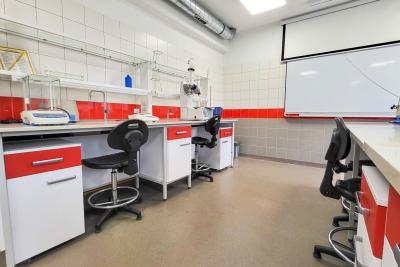 Laboratorium Petrochemiczne 16