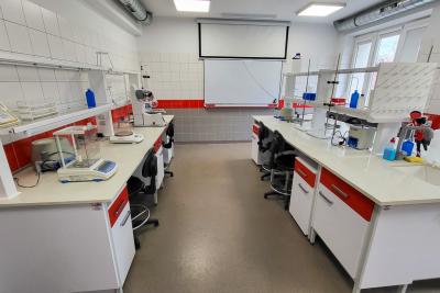 Laboratorium Petrochemiczne 2