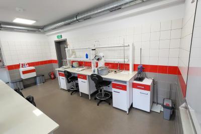 Laboratorium Petrochemiczne 6