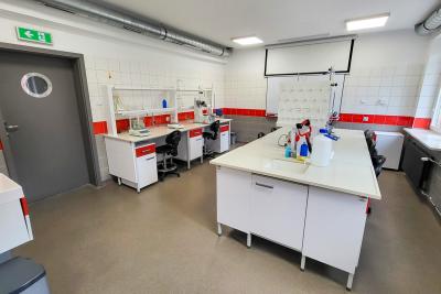 Laboratorium Petrochemiczne 9