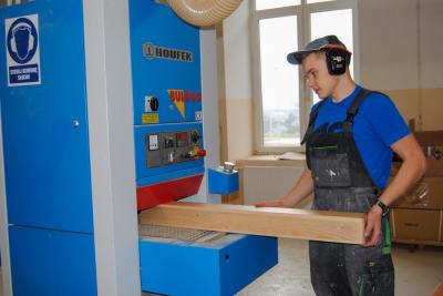 Pracownia Technologii Drewna 11