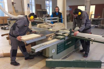 Pracownia Technologii Drewna 16