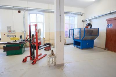 Pracownia Technologii Drewna 3