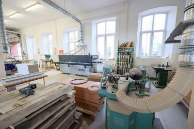 Pracownia Technologii Drewna 7