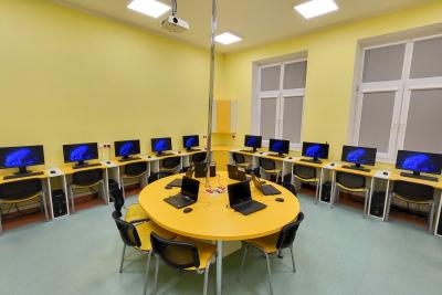 Pracownie Informatyki 15