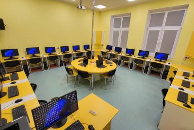 Pracownie Informatyki 18