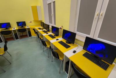 Pracownie Informatyki 19