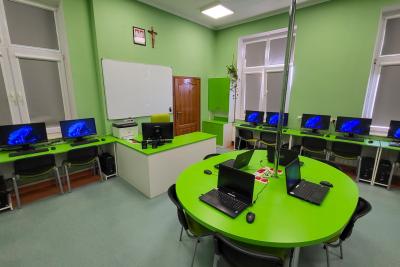 Pracownie Informatyki 8